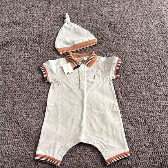 Burberry onesie with Hat NWT - Picture 1 of 3